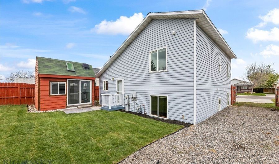 72 W Magnolia Dr, Belgrade, MT 59714 - 4 Beds, 2 Bath