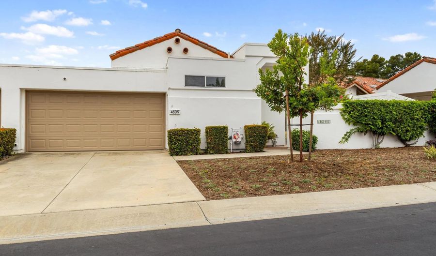 4695 Adra Way, Oceanside, CA 92056 - 2 Beds, 2 Bath