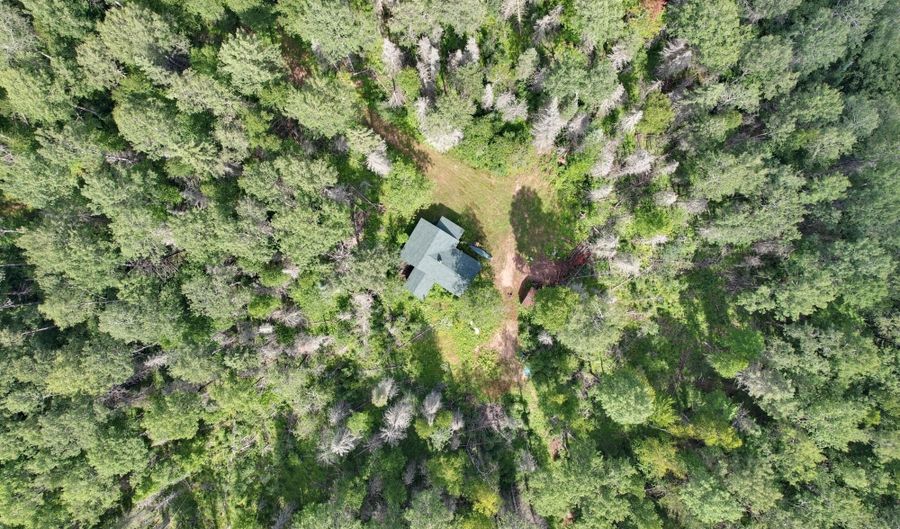 8002 HOLLY Ln, Alvin, WI 54542 - 2 Beds, 1 Bath