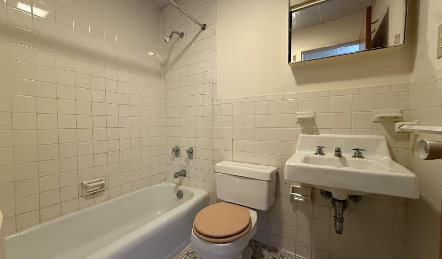 35 Beers St 202, Bridgeport, CT 06606 - 0 Beds, 1 Bath