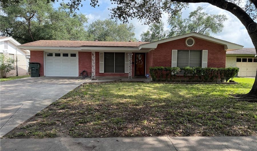 1003 Schallert Dr, Alice, TX 78332 - 3 Beds, 2 Bath