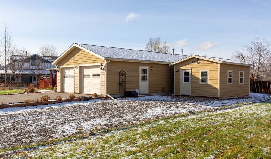 321 E Tobiano Trl, Belgrade, MT 59714 - 2 Beds, 2 Bath