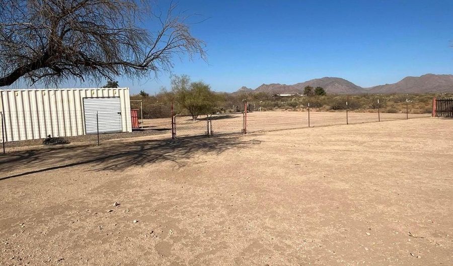 27230 S COYOTE Trl, Congress, AZ 85332 - 2 Beds, 2 Bath