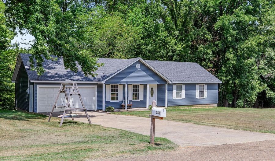 260 CHISOLM, Atoka, TN 38004 - 3 Beds, 2 Bath