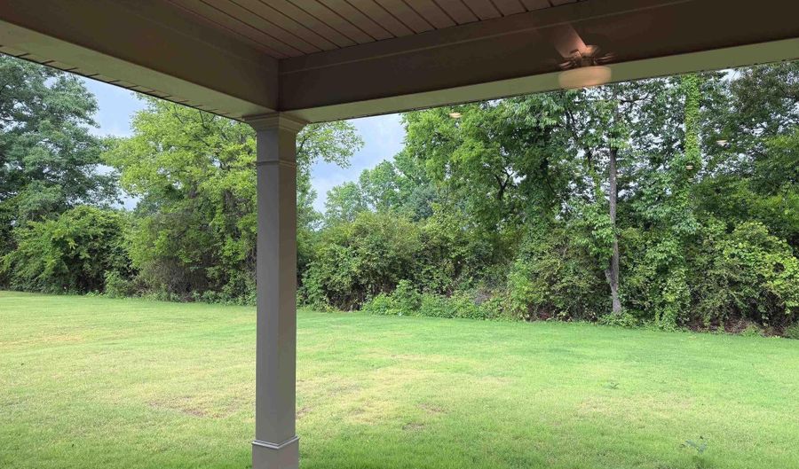 15617 Ruthie Lynn Dr, Athens, AL 35613 - 4 Beds, 2 Bath