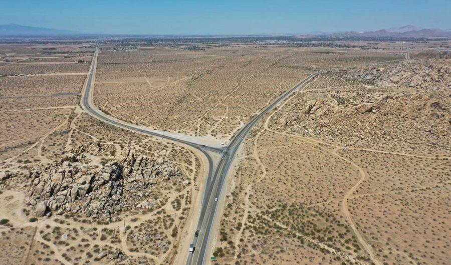18 Hwy & Bear Valley Rd, Apple Valley, CA 92307 - 0 Beds, 0 Bath