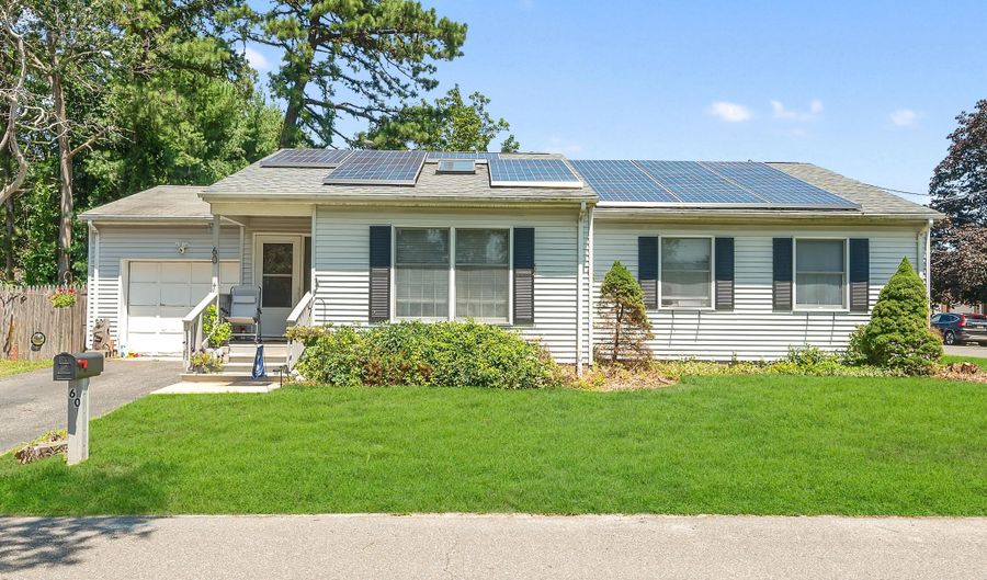 60 Walnut St, Beachwood, NJ 08722 - 3 Beds, 2 Bath