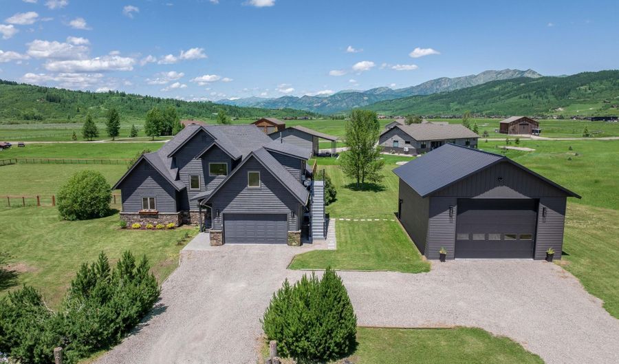 92 ASHLEY Dr, Alpine, WY 83128 - 3 Beds, 3 Bath