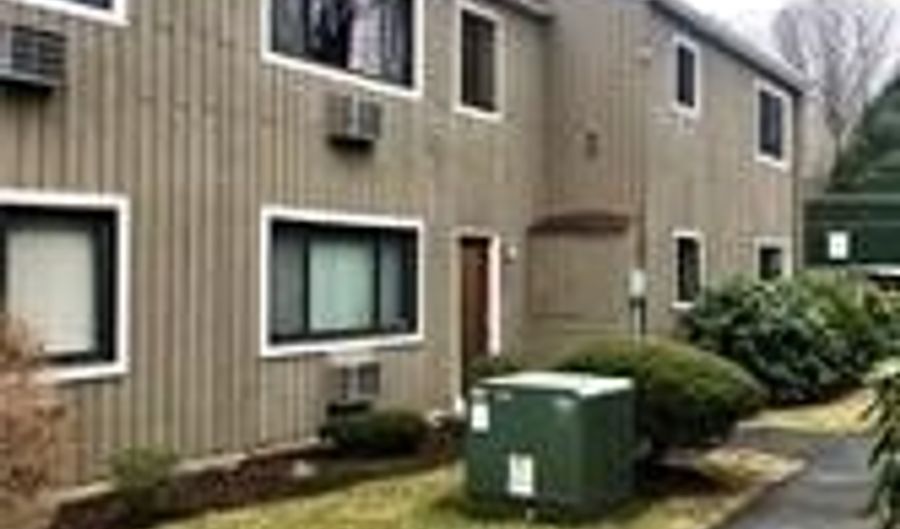 40 Leslie Rd B, Bridgeport, CT 06606 - 2 Beds, 1 Bath