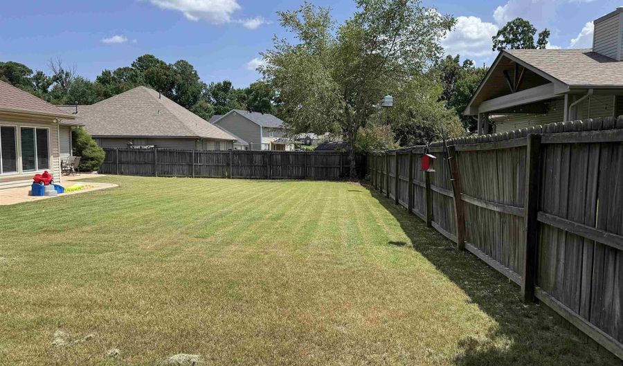 1995 Shelby Dr, Benton, AR 72015 - 3 Beds, 2 Bath