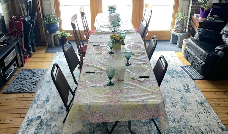 34 Windsor Ave, Augusta, ME 04330 - 4 Beds, 2 Bath