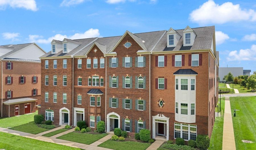 21709 CHARITY Ter 10C, Ashburn, VA 20147 - 3 Beds, 3 Bath