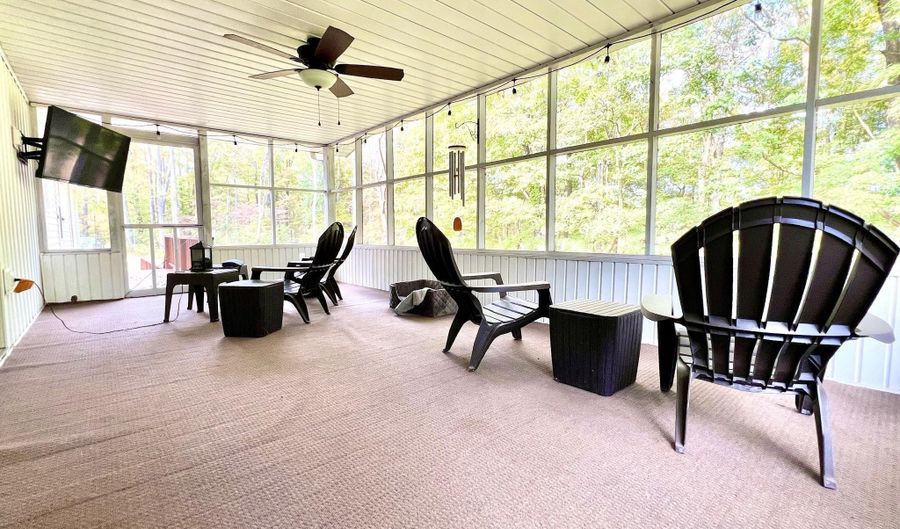 307 The Woods, Bedford, IN 47421 - 5 Beds, 4 Bath