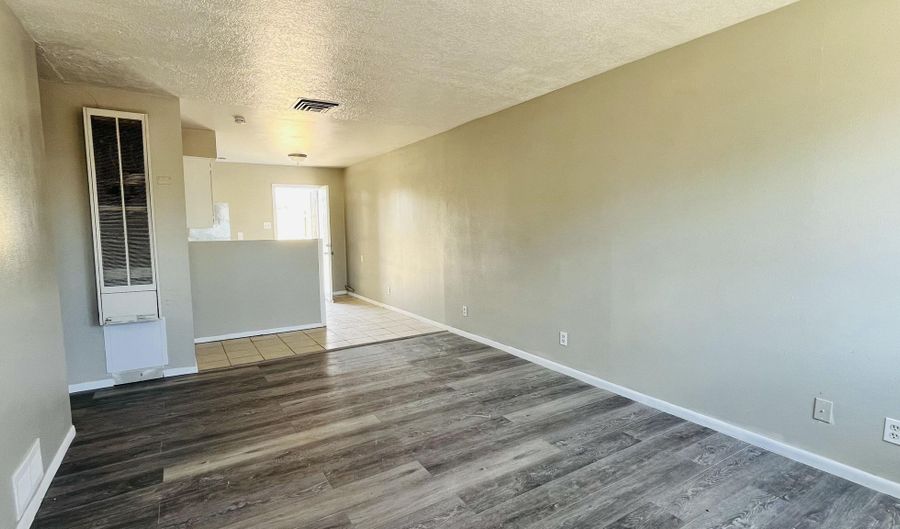 419 Dallas St SE A, Albuquerque, NM 87108 - 2 Beds, 1 Bath