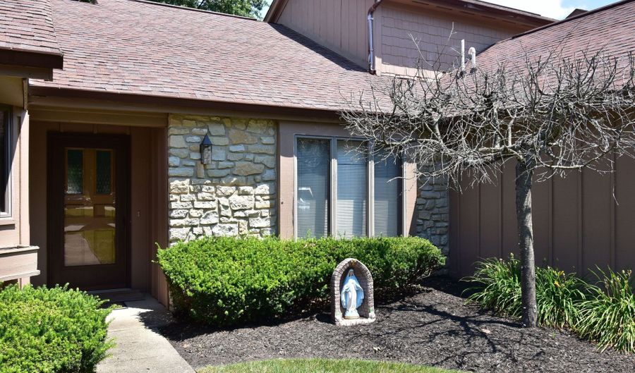 135 Winding Way, Batesville, IN 47006 - 2 Beds, 2 Bath