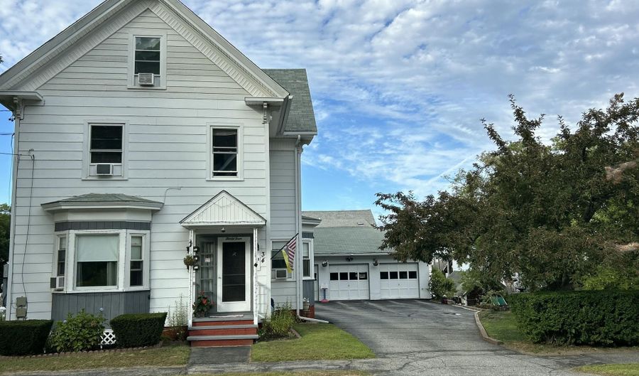 34 Sixth St, Auburn, ME 04210 - 0 Beds, 3 Bath