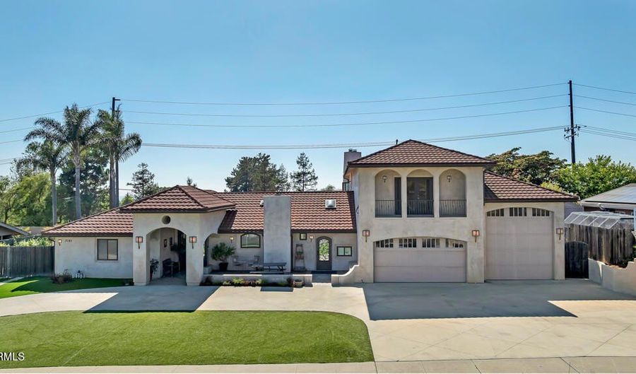 3181 Goldenspur Dr, Camarillo, CA 93010 - 5 Beds, 5 Bath
