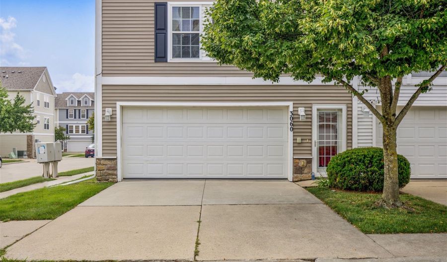 3060 SW Sharmin Ln, Ankeny, IA 50023 - 2 Beds, 2 Bath
