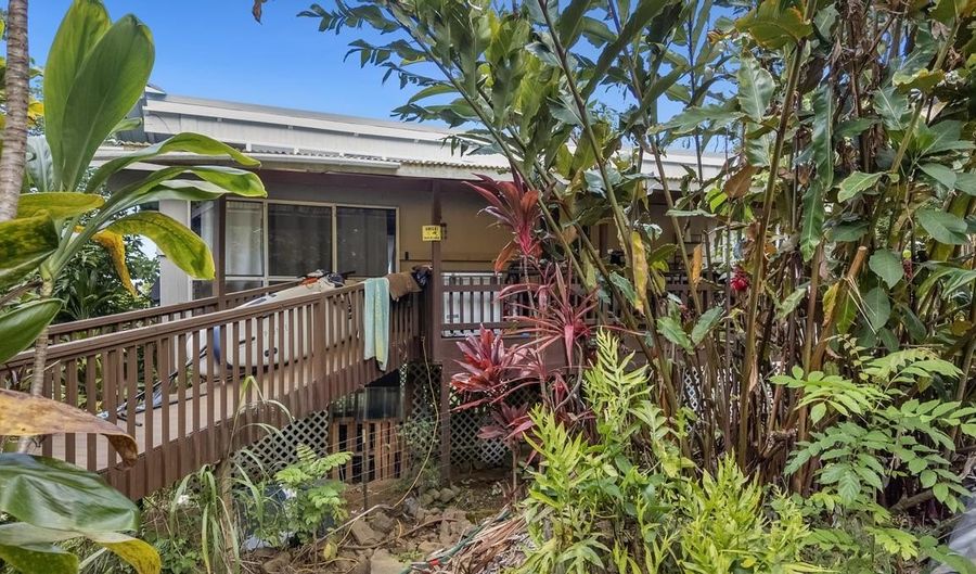 81-6315 HAWAII BELT Rd, Captain Cook, HI 96750 - 7 Beds, 4 Bath