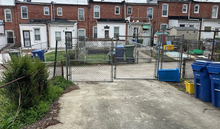 707 E 37TH St, Baltimore, MD 21218 - 2 Beds, 2 Bath
