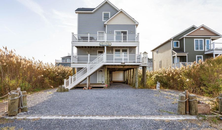 217 N BAYSHORE Dr, Frederica, DE 19946 - 3 Beds, 3 Bath
