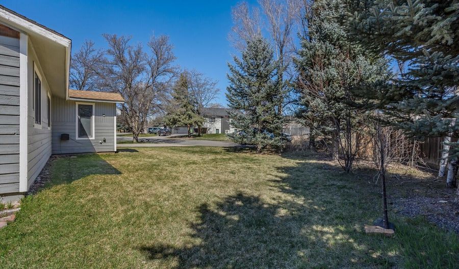 10 CHEYENNE Ave, Carbondale, CO 81623 - 4 Beds, 3 Bath