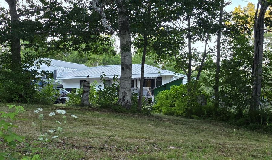 22 Boardman Way, Belfast, ME 04915 - 3 Beds, 1 Bath