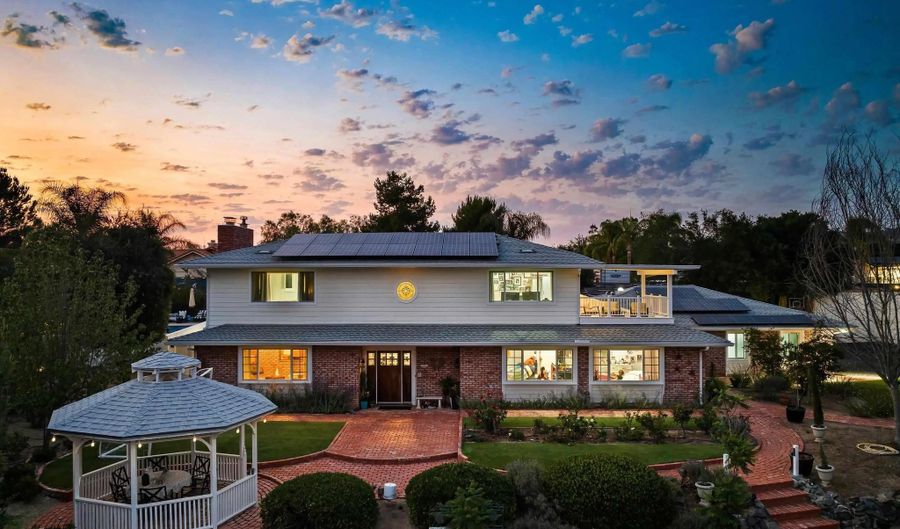 2222 Lindsay Michelle Dr, Alpine, CA 91901 - 4 Beds, 3 Bath