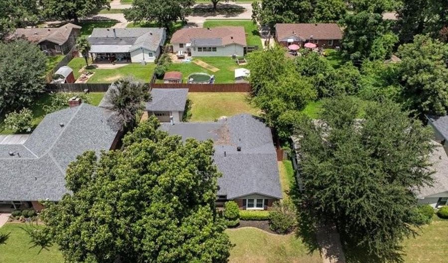 144 Norwood St, Shreveport, LA 71105 - 3 Beds, 2 Bath