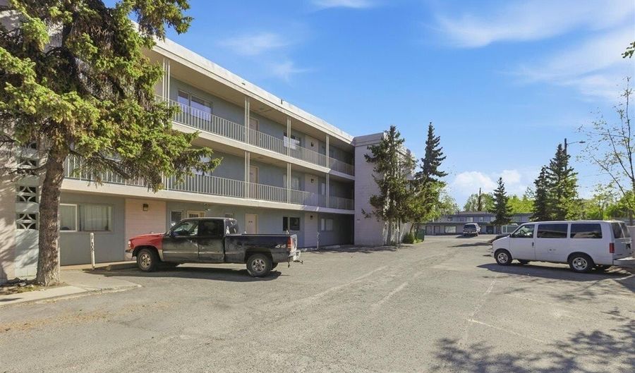 2400 Barrow St #304, Anchorage, AK 99503 - 1 Beds, 1 Bath