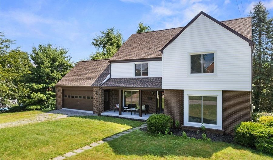 1014 Olga St, Ambridge, PA 15003 - 5 Beds, 3 Bath
