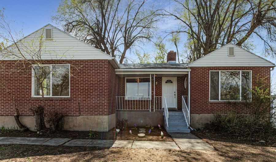 117 W 3000 S, Bountiful, UT 84010 - 4 Beds, 1 Bath