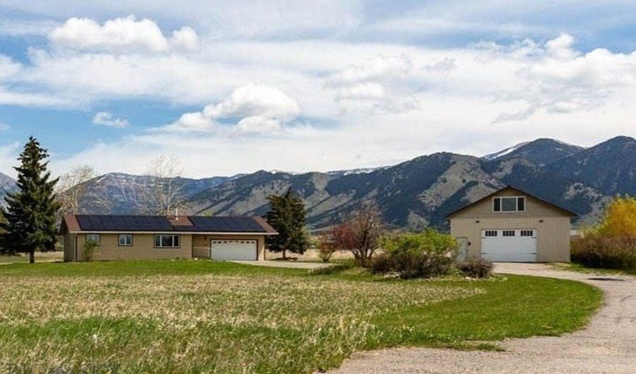 6600 Springhill Rd, Belgrade, MT 59714 - 7 Beds, 3 Bath