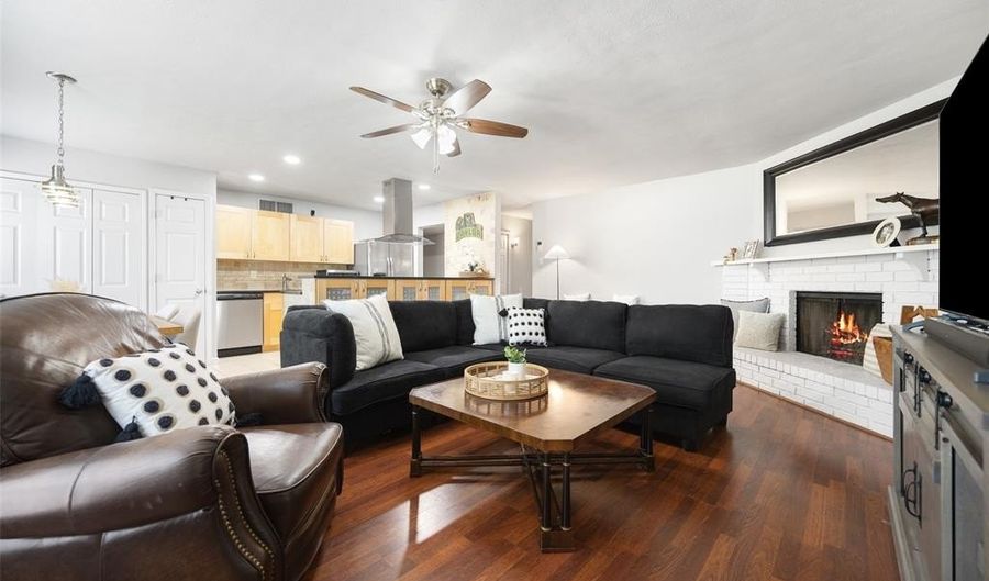 5337 Hendrix Dr, The Colony, TX 75056 - 3 Beds, 2 Bath