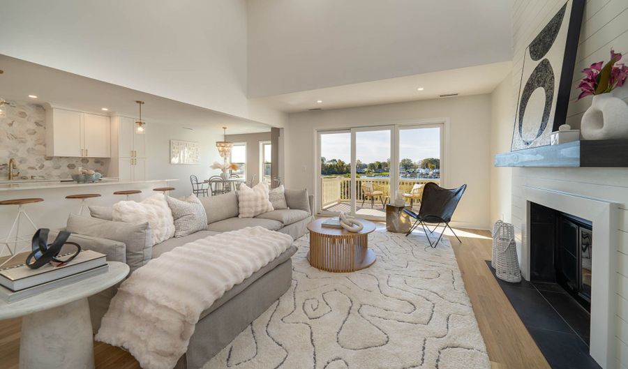 74 Quarry Dock Rd 74, Branford, CT 06405 - 2 Beds, 3 Bath