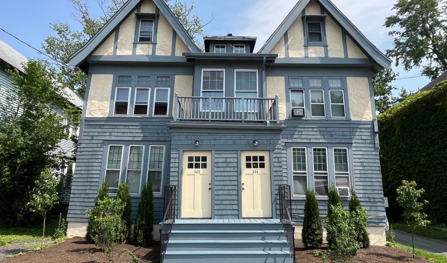 302-304 Quail St, Albany, NY 12208 - 12 Beds, 8 Bath