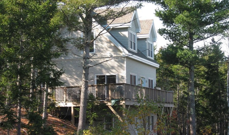 136 Sand Point Rd, Bar Harbor, ME 04609 - 3 Beds, 3 Bath