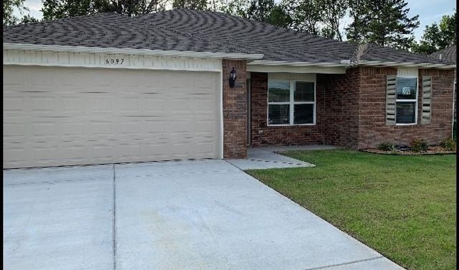 6097 Saddle Hill Dr, Alexander, AR 72002 - 3 Beds, 2 Bath