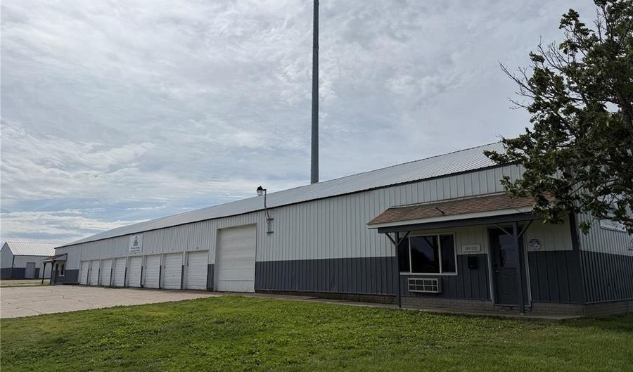301 Old Dubuque Rd, Anamosa, IA 52205 - 0 Beds, 0 Bath
