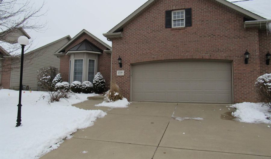 2318 W CHANDLER Ct, Peoria, IL 61615 - 3 Beds, 2 Bath