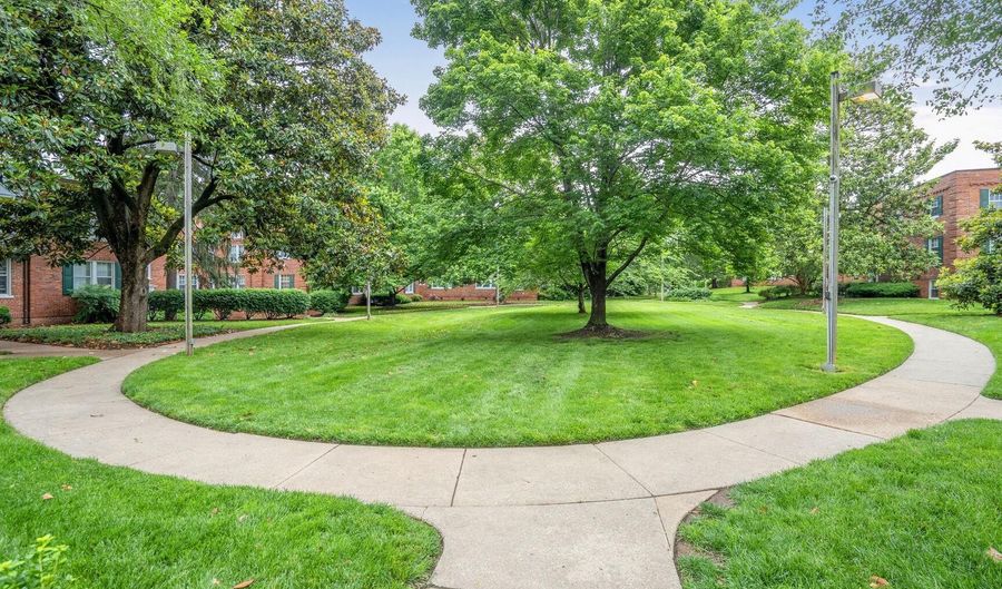 1732 QUEENS Ln 3-187, Arlington, VA 22201 - 2 Beds, 1 Bath