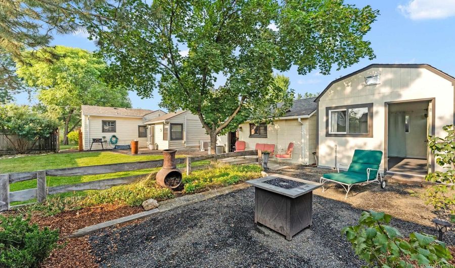 1304 W Targee, Boise, ID 83706 - 1 Beds, 1 Bath