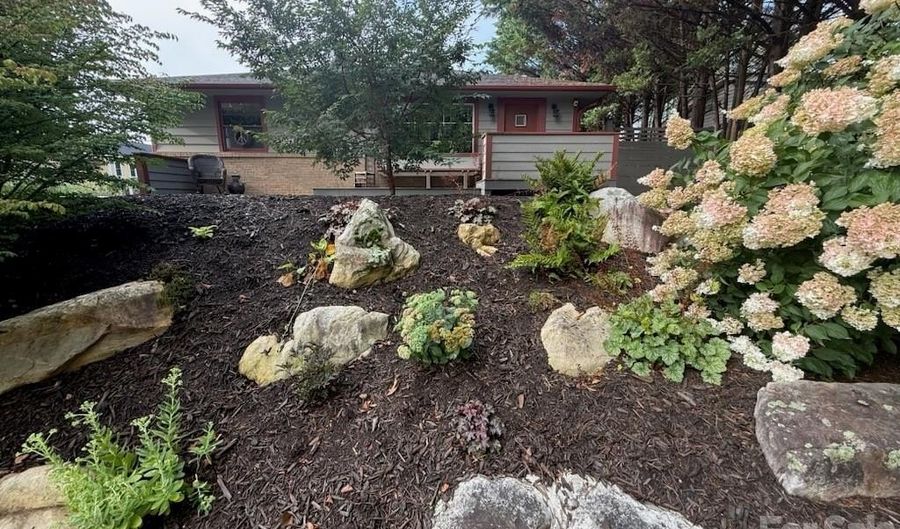 30 Maney Ave, Asheville, NC 28804 - 3 Beds, 2 Bath