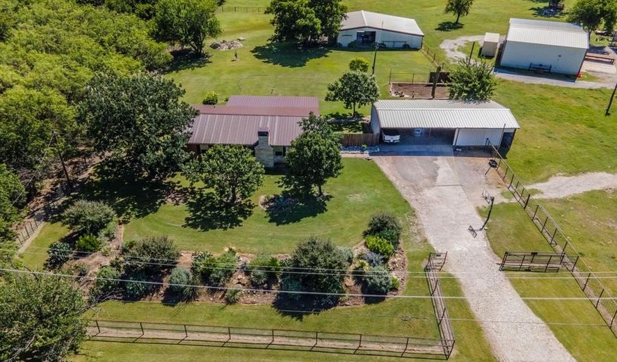 3316 County Road 616, Alvarado, TX 76009 - 3 Beds, 2 Bath