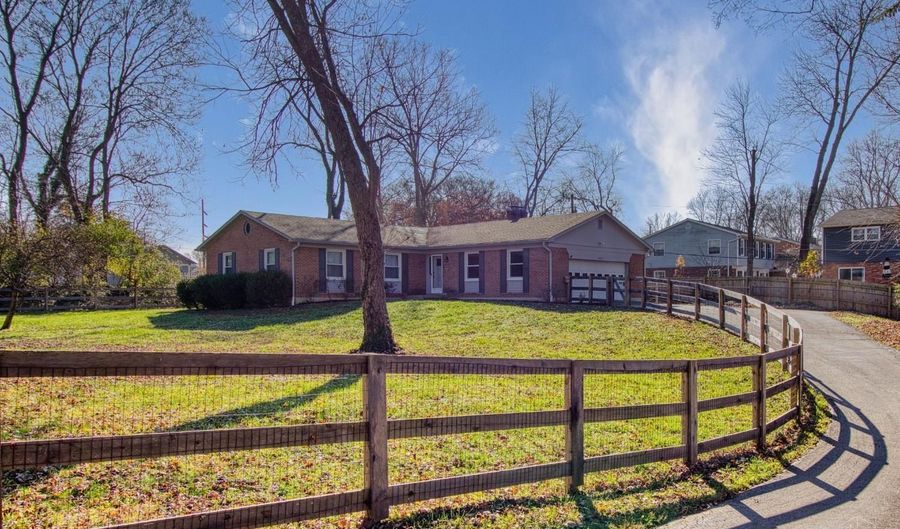 6067 Salem Rd, Anderson Twp., OH 45230 - 3 Beds, 2 Bath