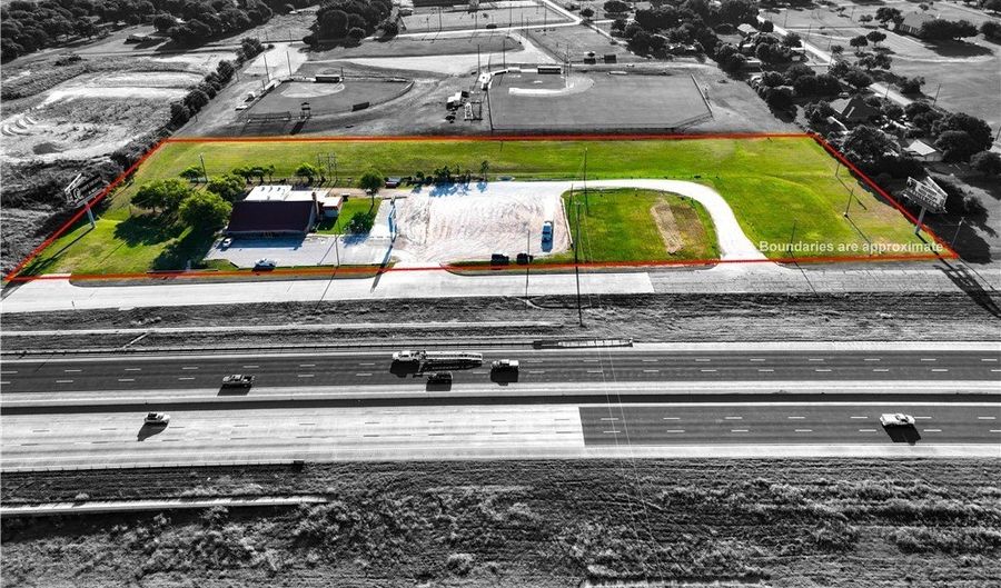 212 S Hickory St, Abbott, TX 76621 - 0 Beds, 0 Bath