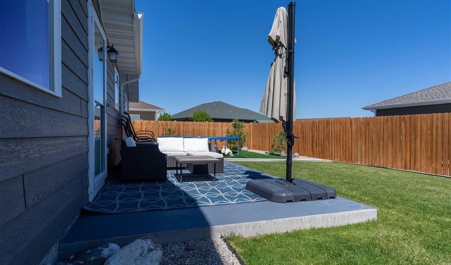 3207 Hardpan Ave, Cody, WY 82414 - 3 Beds, 3 Bath