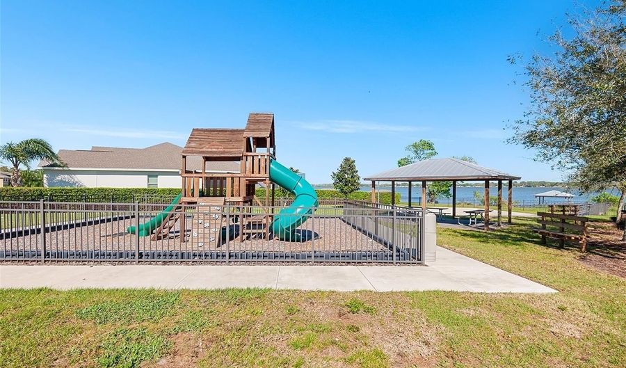 332 LAKE MARIANA Way, Auburndale, FL 33823 - 4 Beds, 3 Bath