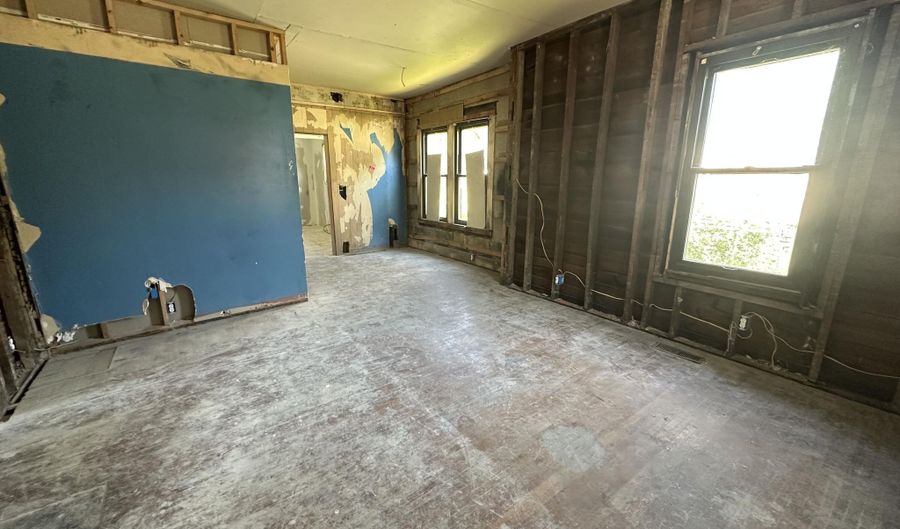 308 Spruce St, Appalachia, VA 24216 - 3 Beds, 1 Bath