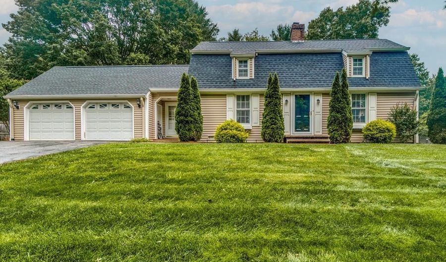 18357 Westwood Dr, Abingdon, VA 24211 - 3 Beds, 2 Bath